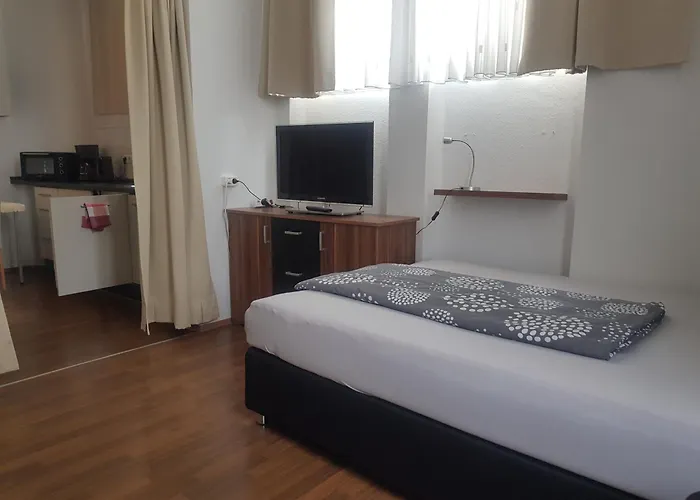 Fiwa Fewo-1 Und Fewo-2 * Pirmasens