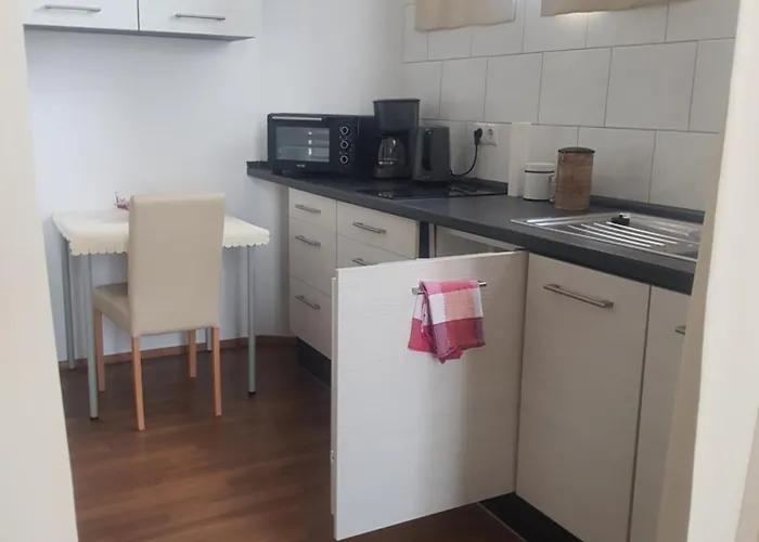 Fiwa Fewo-1 Und Fewo-2 * Pirmasens